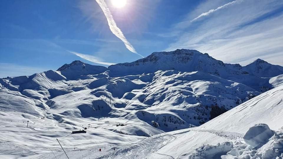 Risoul Altair Jolie T2 Confortable Skis Aux Pieds מראה חיצוני תמונה